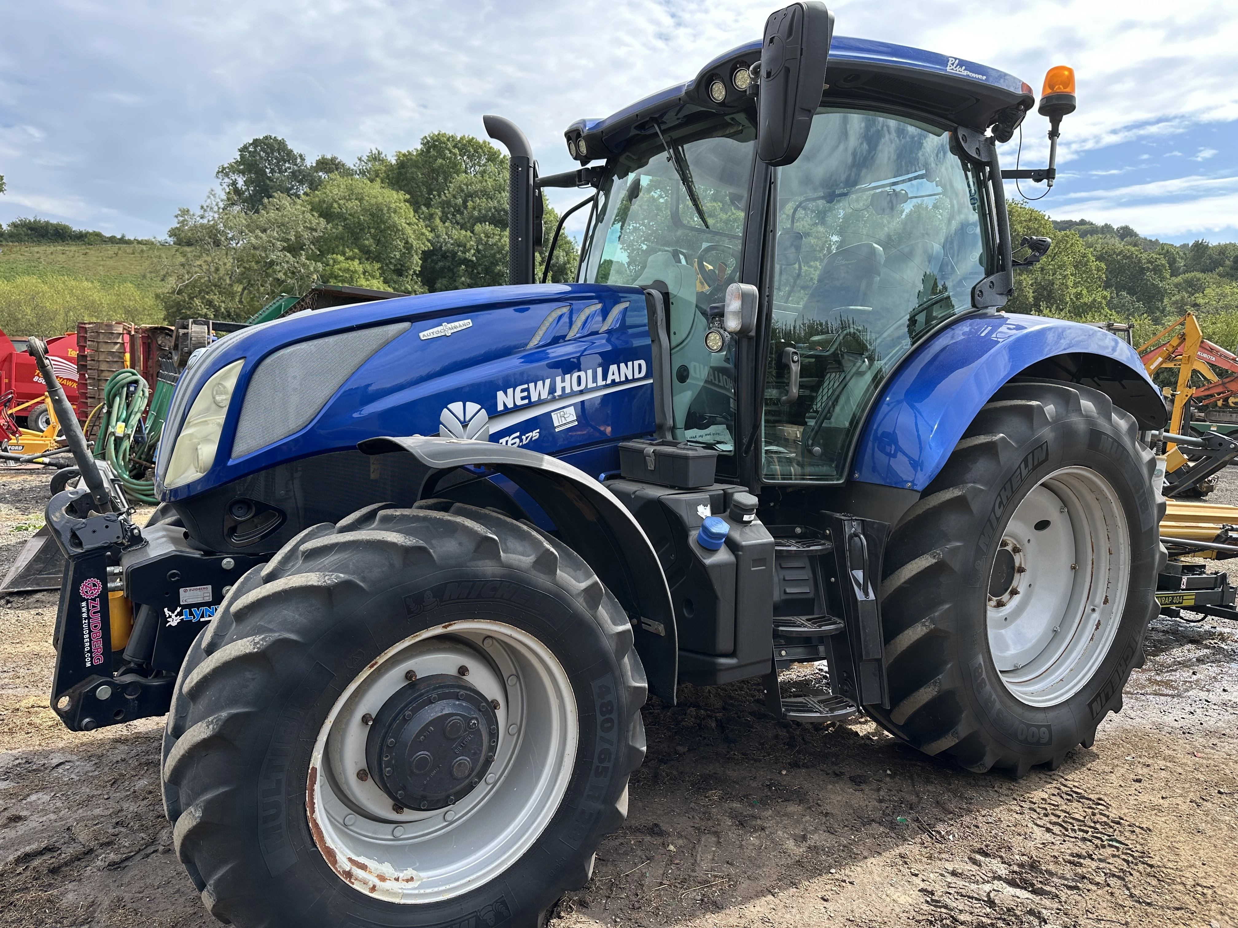 New Holland t6.175 auto command high spec tractor