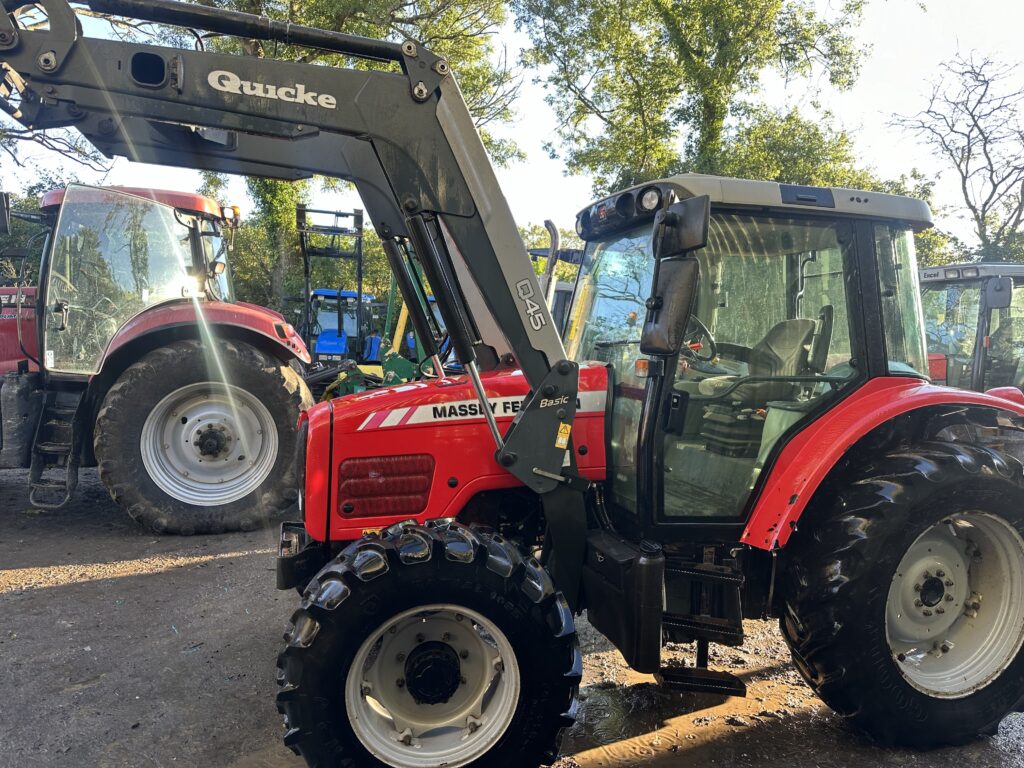 Massey Ferguson 5455 Loader Tractor